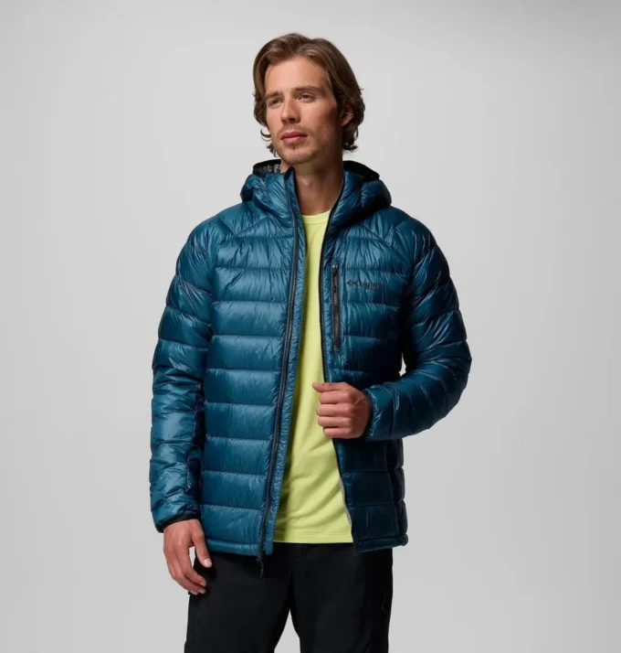 Men Arctic Crest™ Down Hooded Jacket Men Arctic Crest™ Down Hooded Jacket