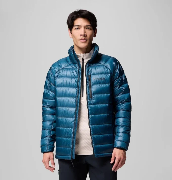 Men Arctic Crest™ Down Jacket Men Arctic Crest™ Down Jacket