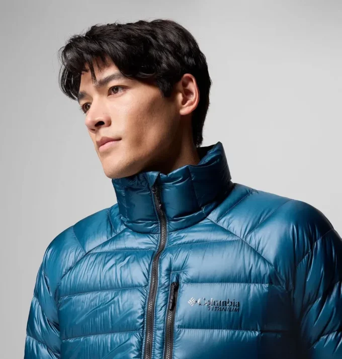 Men Arctic Crest™ Down Jacket Men Arctic Crest™ Down Jacket