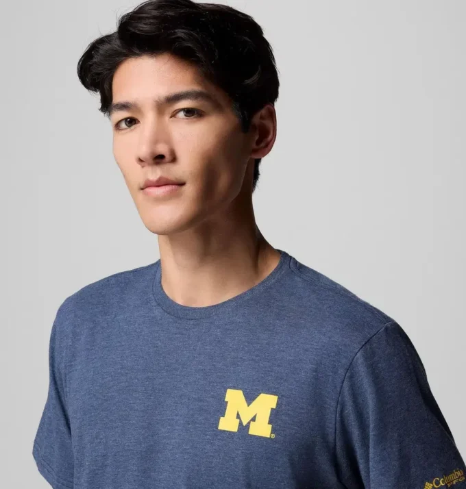 Men Collegiate PFG™ Short Sleeve Shirt – Michigan