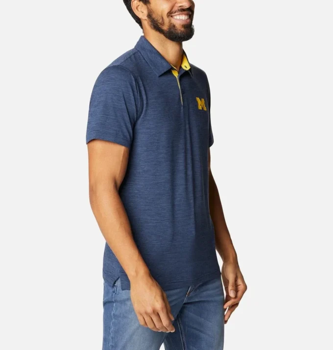 Men Collegiate Tech Trail™ Polo – Michigan