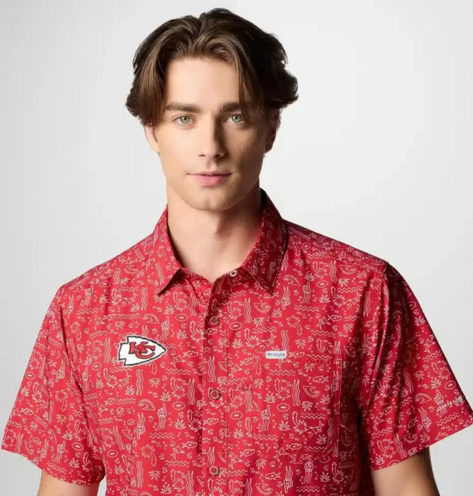 Men PFG Super Slack Tide™ Short Sleeve Shirt – Kansas City Chiefs Men PFG Super Slack Tide™ Short Sleeve Shirt – Kansas City Chiefs