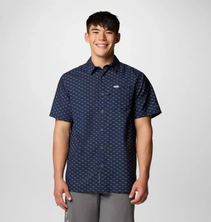 Men PFG Super Slack Tide™ Short Sleeve Shirt – New England Patriots Men PFG Super Slack Tide™ Short Sleeve Shirt – New England Patriots