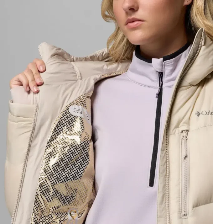 Women Cloudview™ Down Hooded Jacket Women Cloudview™ Down Hooded Jacket