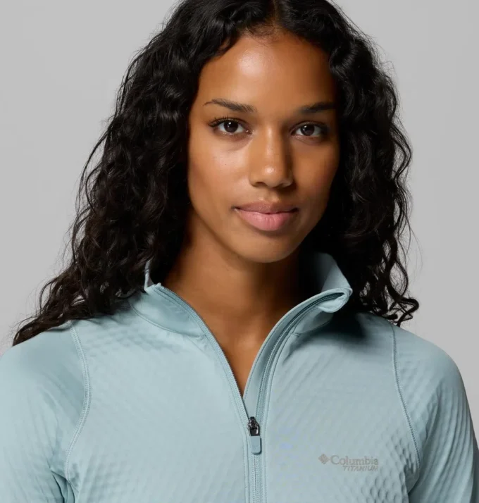 Women Crystal Leaf™ Omni-Heat™ Helix Half Zip Pullover Women Crystal Leaf™ Omni-Heat™ Helix Half Zip Pullover