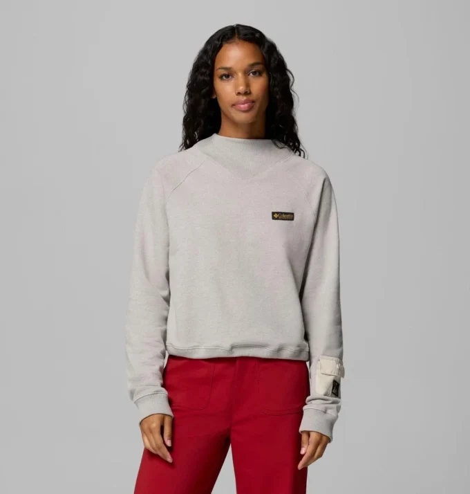 Women High Cascades™ Crop French Terry Long Sleeve Shirt Women High Cascades™ Crop French Terry Long Sleeve Shirt
