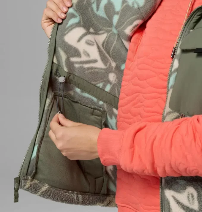 Women PFG Open Water™ Fleece Vest Women PFG Open Water™ Fleece Vest