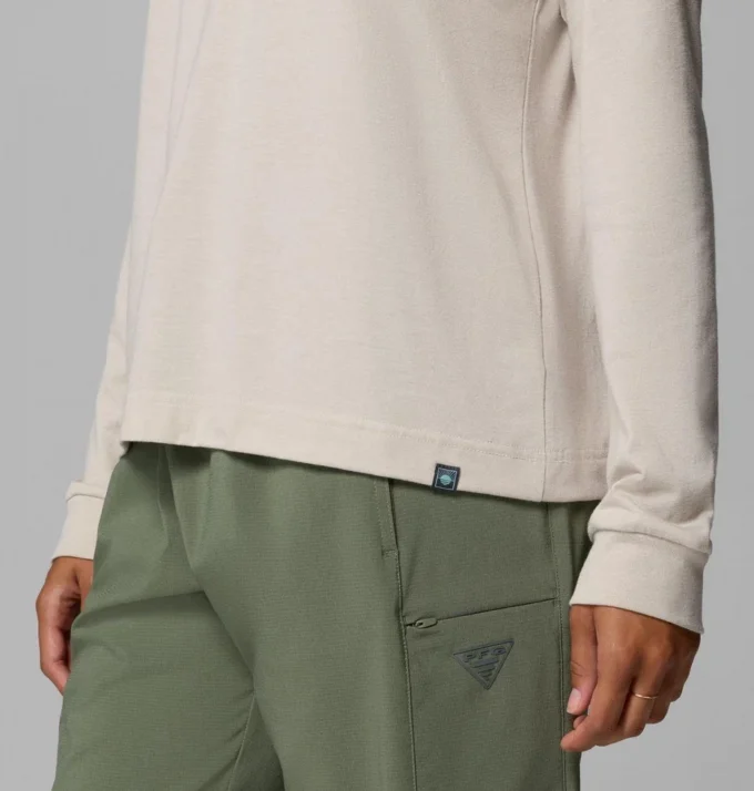 Women PFG Uncharted™ Graphic Long Sleeve T-Shirt Women PFG Uncharted™ Graphic Long Sleeve T-Shirt